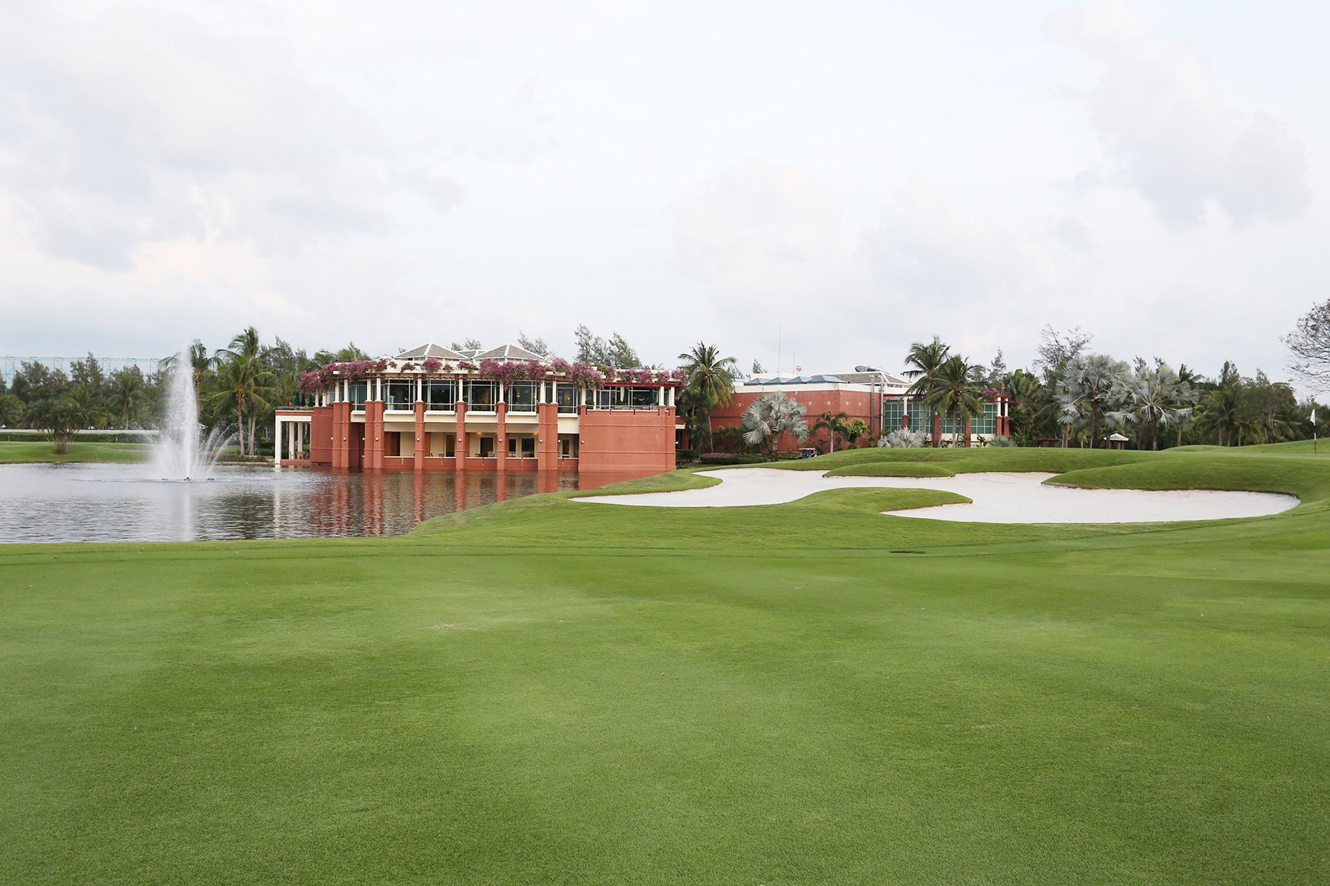 Thai Country Club Review